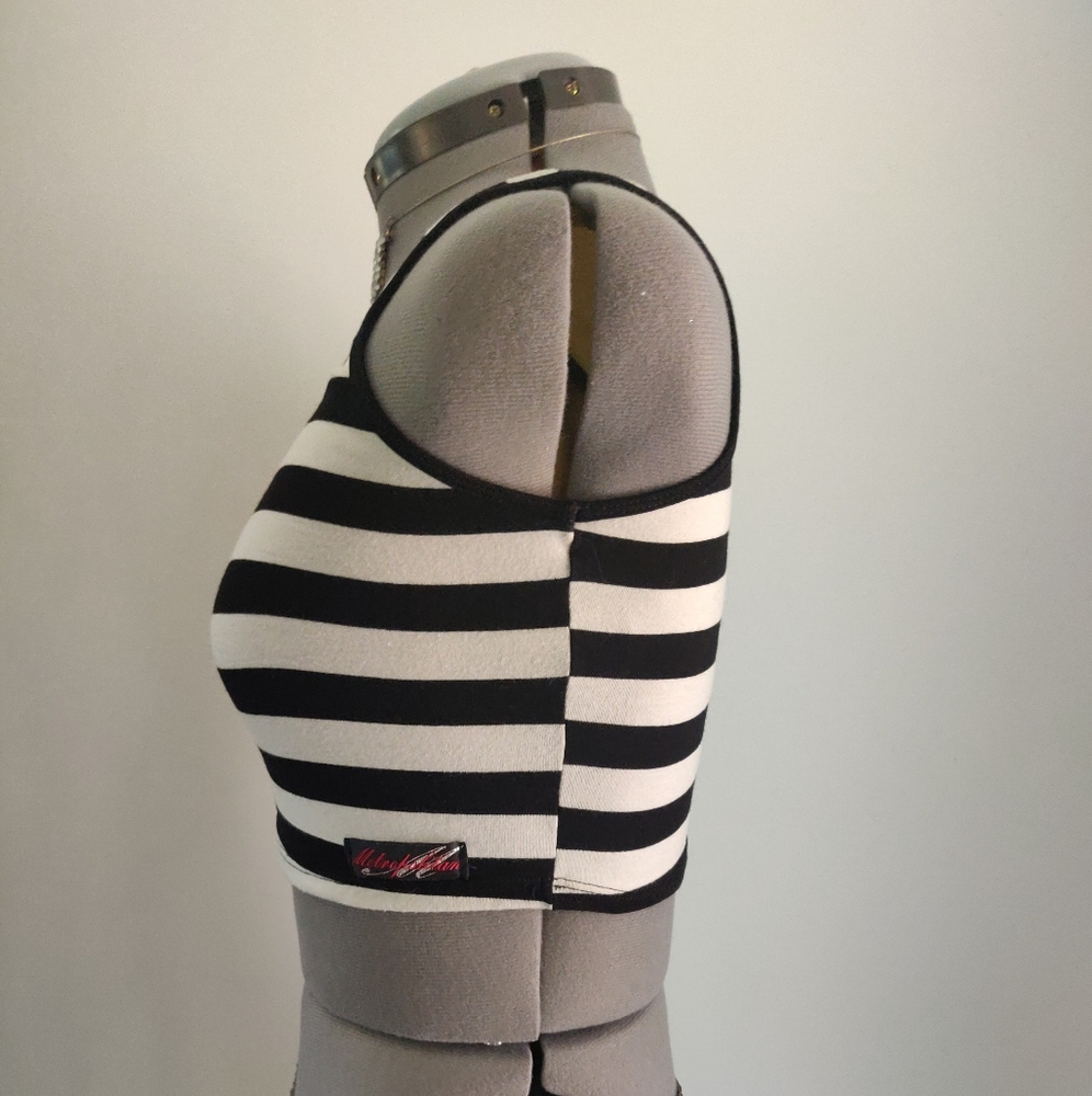 Crop top - Picture 7 of 9